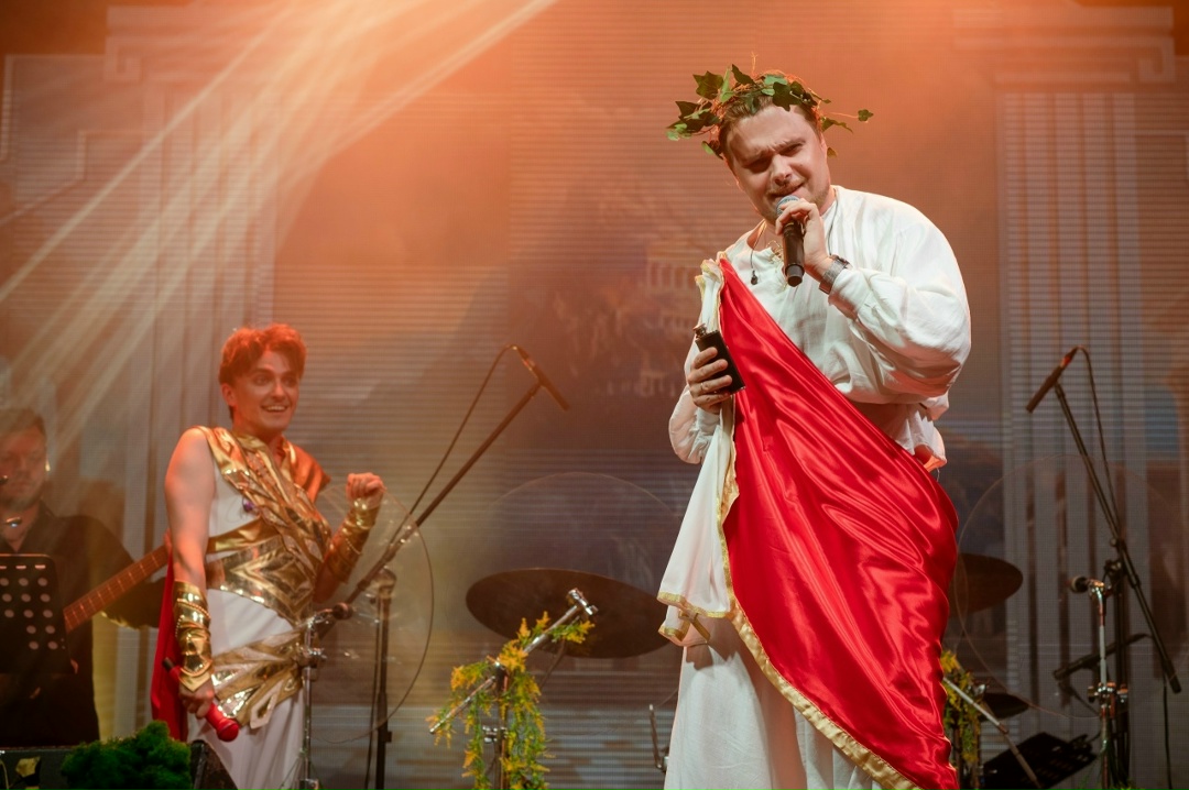«Божественный концерт» Ярослава Баярунаса: когда боги становятся людьми., изображение №5